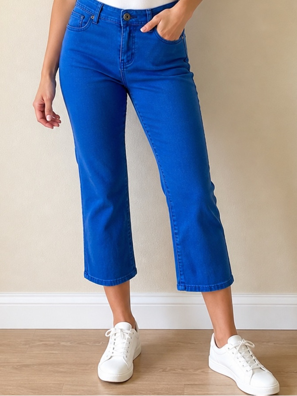 Cropped Women's Jeans in Royal Blue - Mid Rise